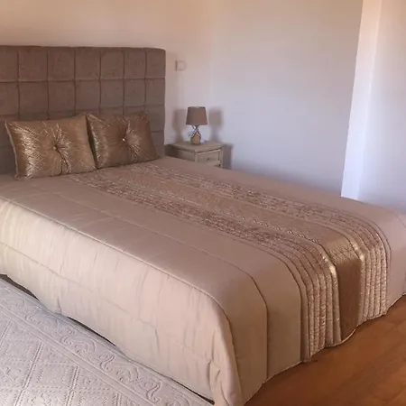 Quinta De Sant'ana Farm stay *